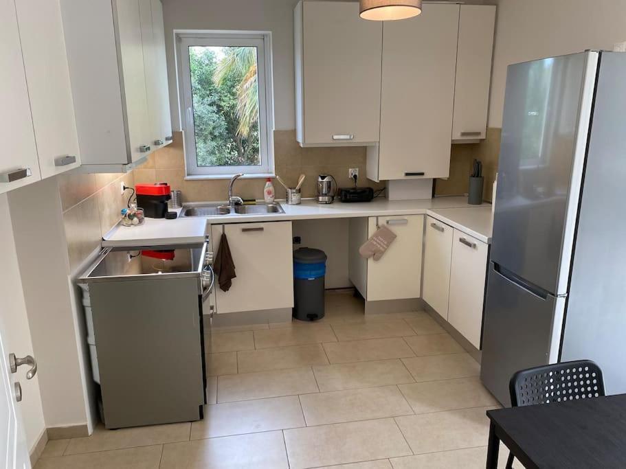 Classy 3Br With 2 Bathrooms Apartment In Marousi Athens Exterior photo